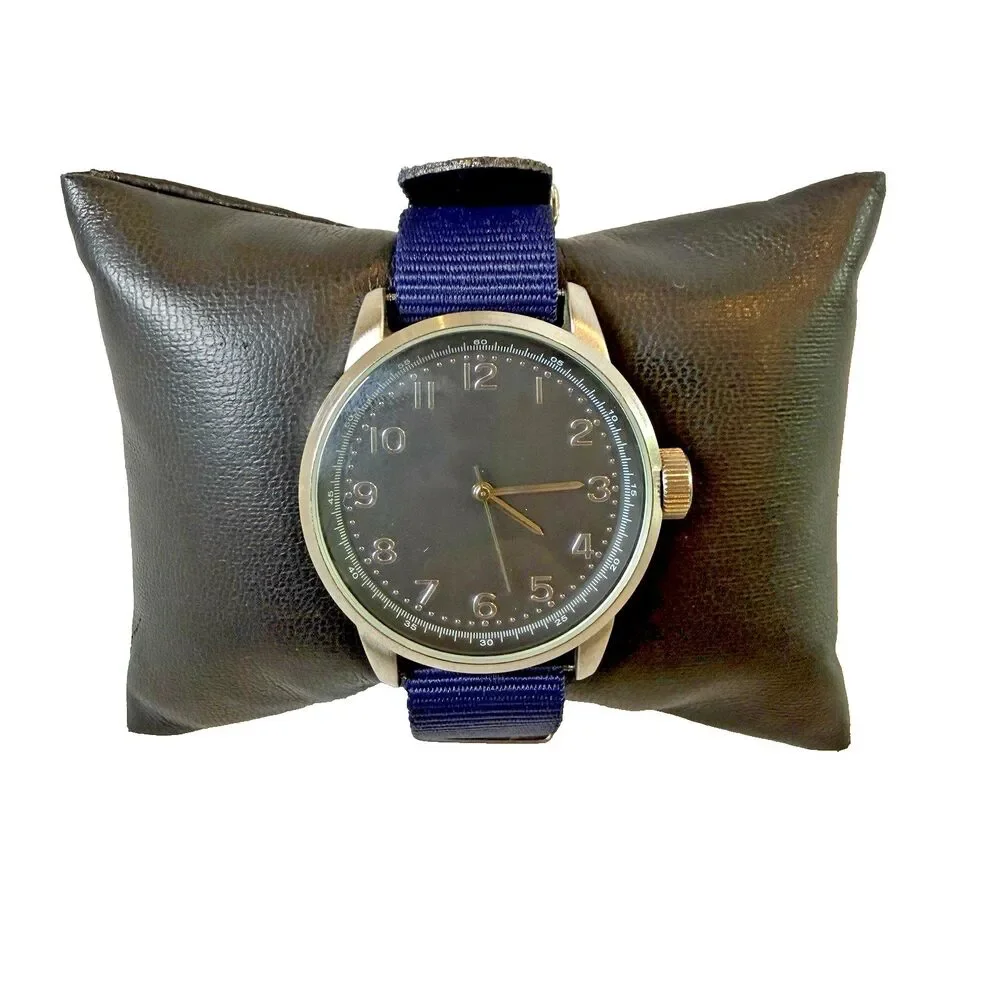 Unbranded minimalist dark